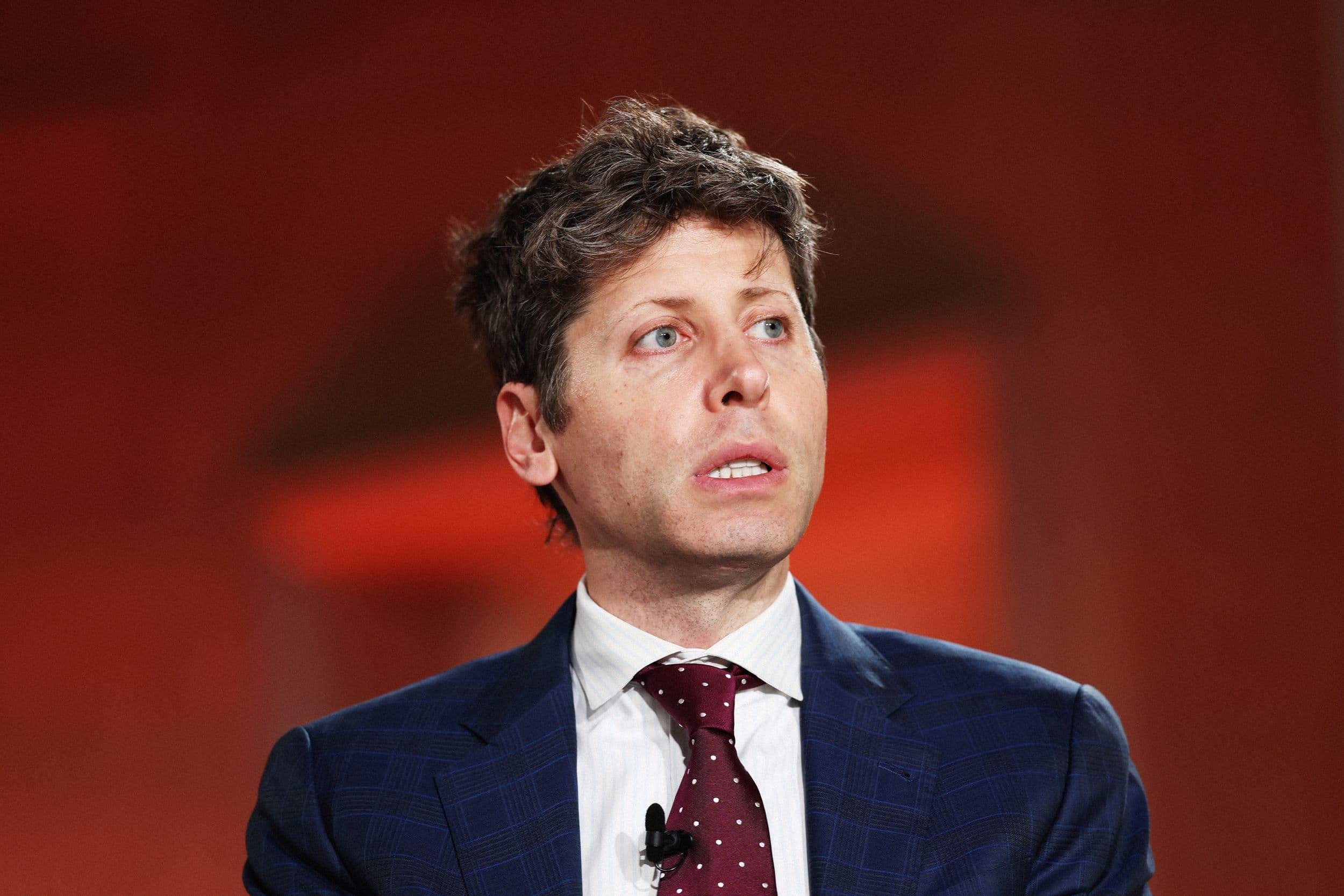 OpenAI køber talkshow TBPN for bedre omdømme